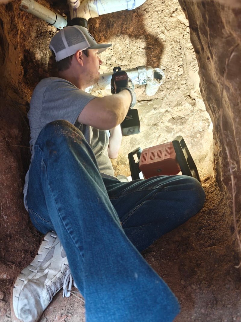 Patrick, Circle T master plumber, on a Cleburne repipe job